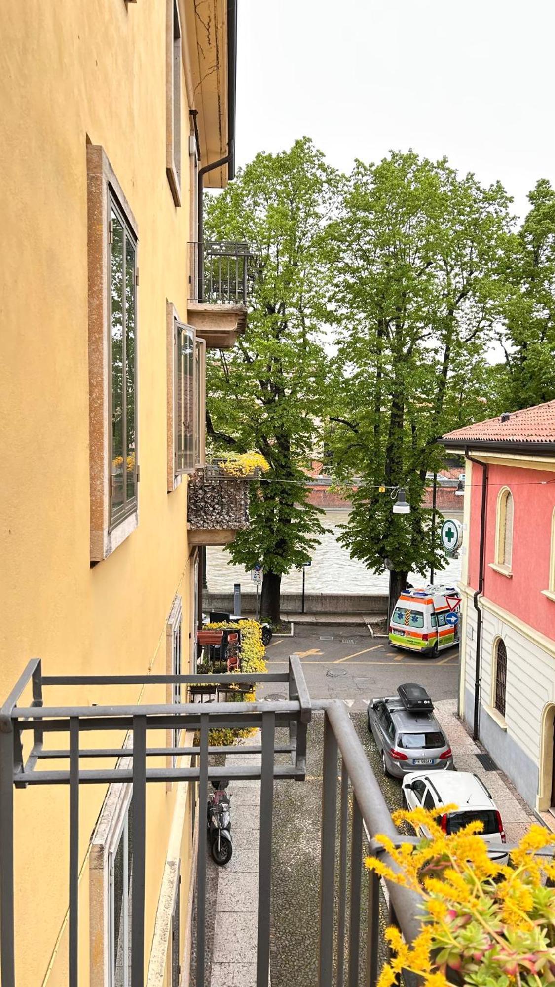 Notti Sull'Adige Hotel Verona Eksteriør billede
